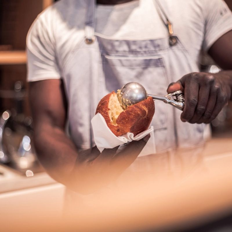 Le brioche con il gelato da provare a Roma per sentirsi un po' in Sicilia