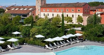 Staccare la spina e trascorrere una giornata in piscina in zona Verona e dintorni