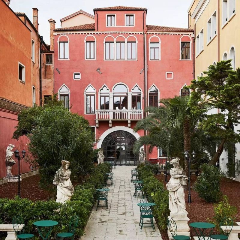 Giardini e corti nascoste di Venezia per un pranzo memorabile